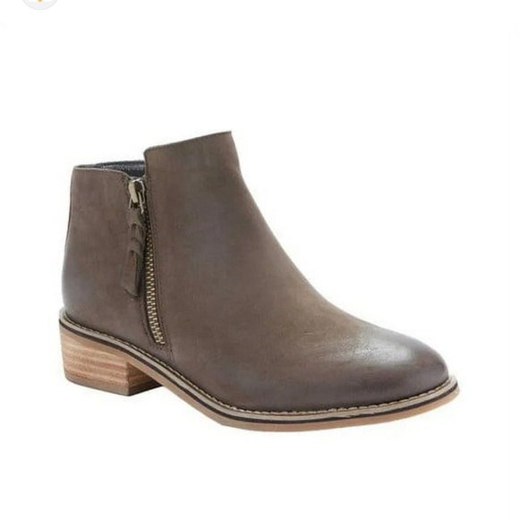 Blondo Liam Waterproof Bootie Ankle Boot Nubuck Leather Sz 8.5 - Picture 1 of 13